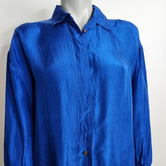Vintage Express Irridescent Blue 100% Silk Button Down Shirt Size XS - Picture 3 of 14